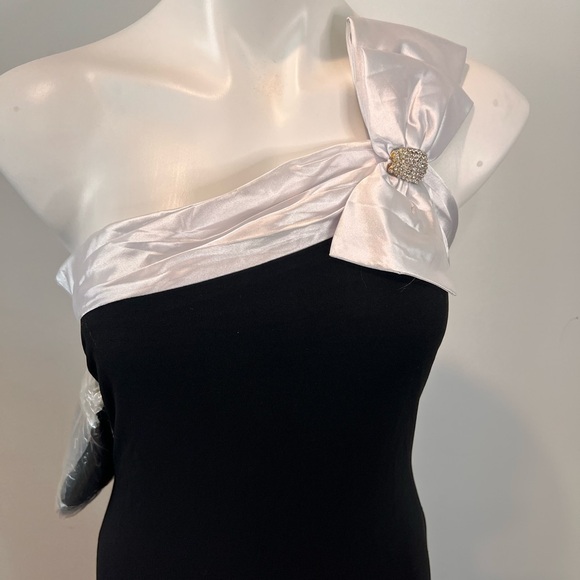 Black One Shoulder Long Formal Dress - Stretch - Picture 8 of 9